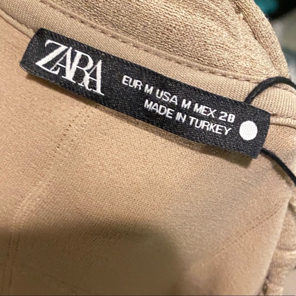 Comfy and Cute Zara Top !! - Picture 4 of 4